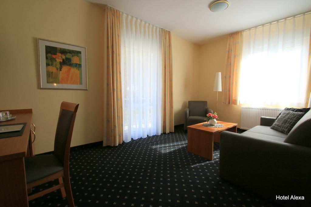 Hotel Alexa Bad Mergentheim Bagian luar foto
